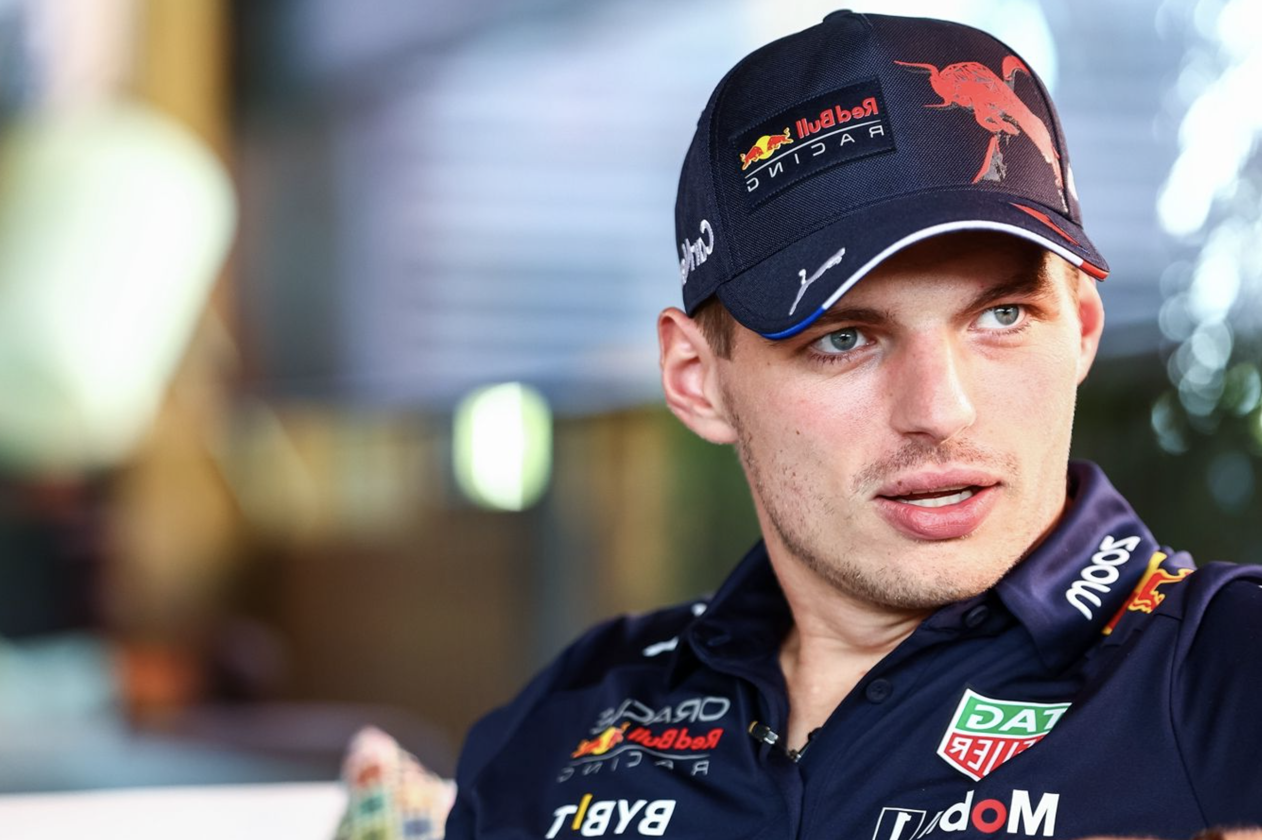 Red Bull komandasının holland pilotu Maks Verstappen